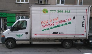 Půjčovna dodávek Praha - Renault Master